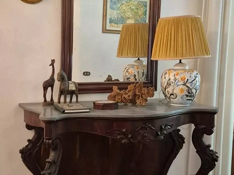 Immagine 17 di Casa bifamiliare in vendita  a Camaiore