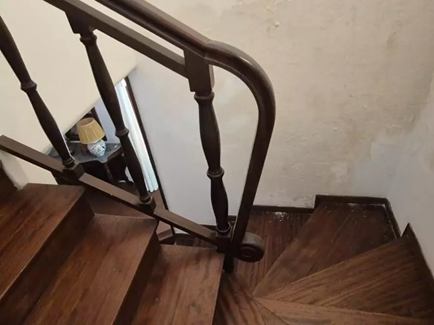 Immagine 28 di Casa bifamiliare in vendita  a Camaiore