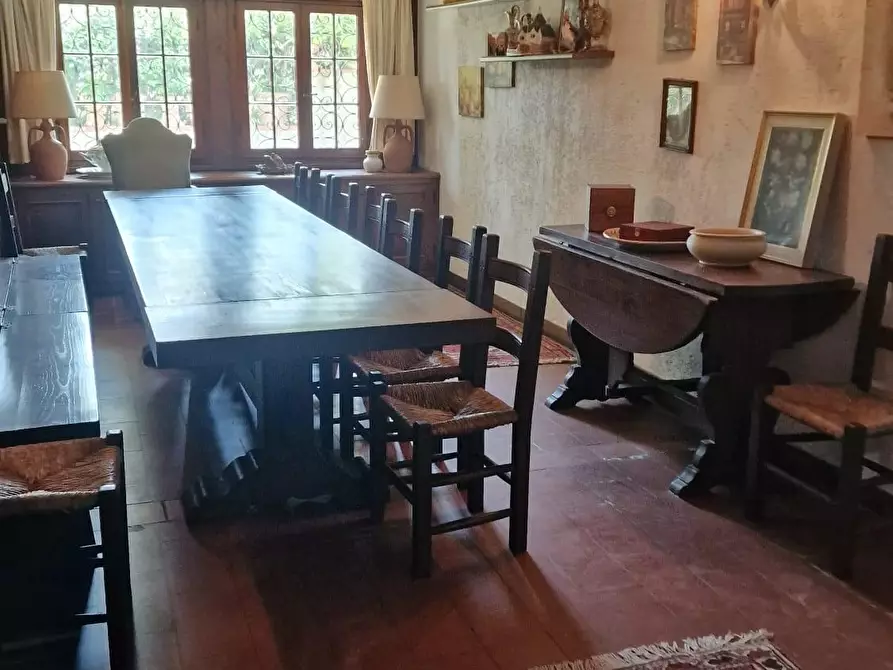 Immagine 2 di Casa bifamiliare in vendita  a Camaiore