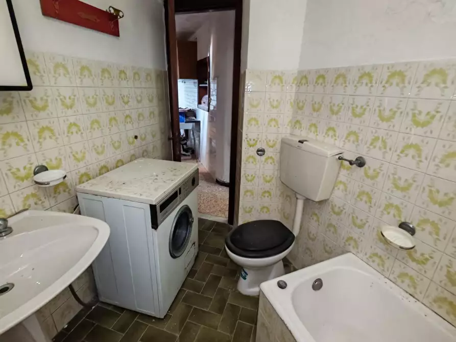 Immagine 38 di Porzione di casa in vendita  a Fivizzano