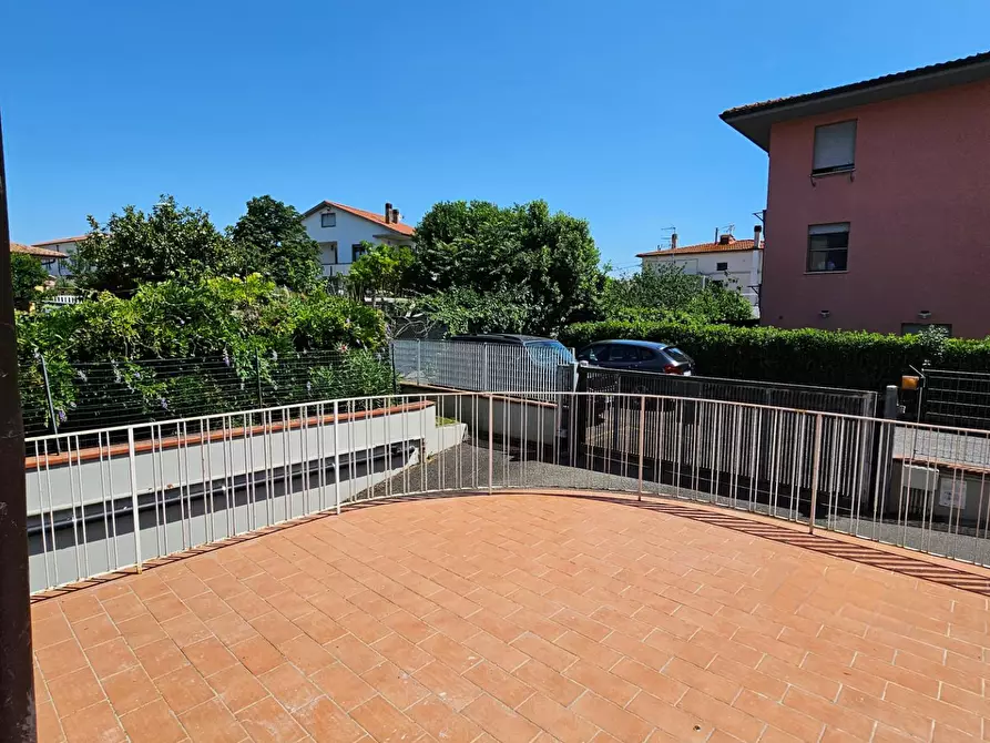 Immagine 4 di Appartamento in vendita  a Collesalvetti