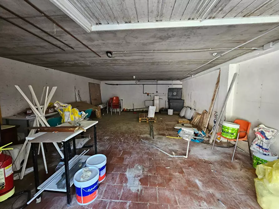 Immagine 27 di Appartamento in vendita  a Collesalvetti