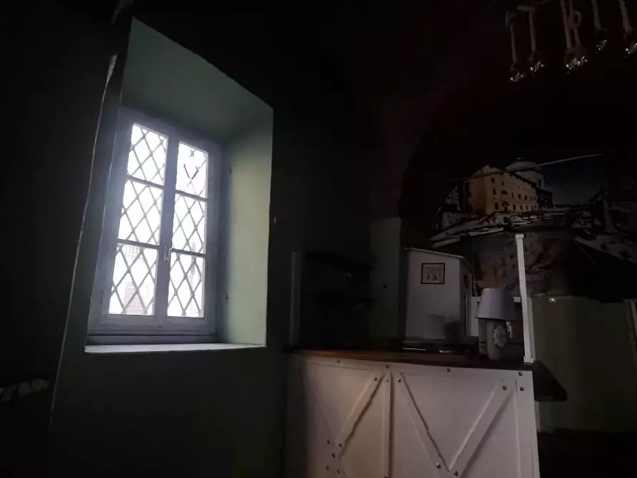 Immagine 5 di Locale commerciale in vendita  a Livorno