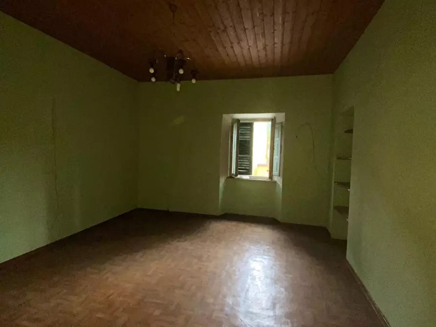 Immagine 12 di Appartamento in vendita  a Bagni Di Lucca