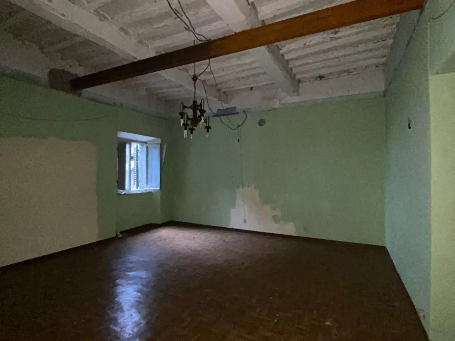 Immagine 13 di Appartamento in vendita  a Bagni Di Lucca