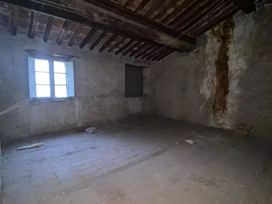 Immagine 18 di Appartamento in vendita  a Bagni Di Lucca