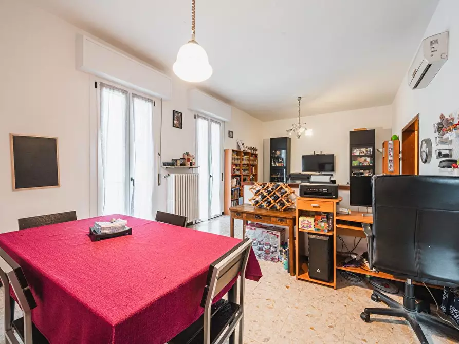 Immagine 12 di Appartamento in vendita  a Modena