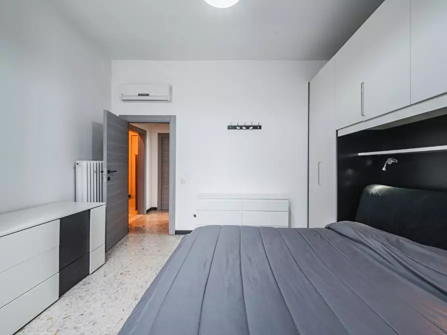 Immagine 17 di Appartamento in vendita  a Modena