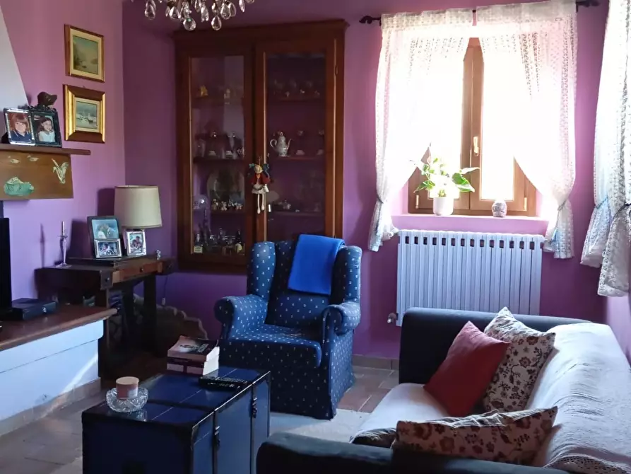 Immagine 31 di Rustico / casale in vendita  a Capannori