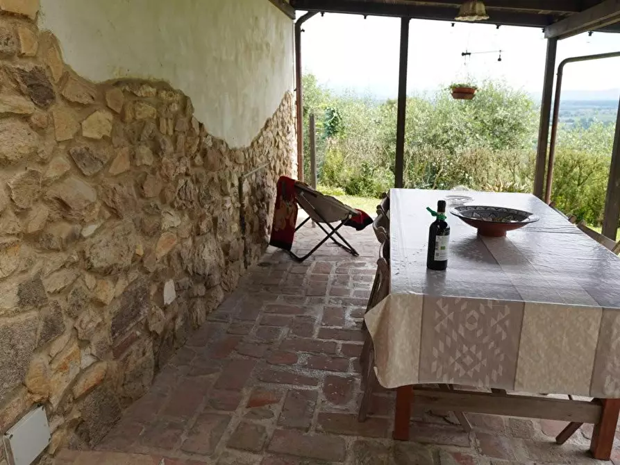 Immagine 11 di Rustico / casale in vendita  a Capannori