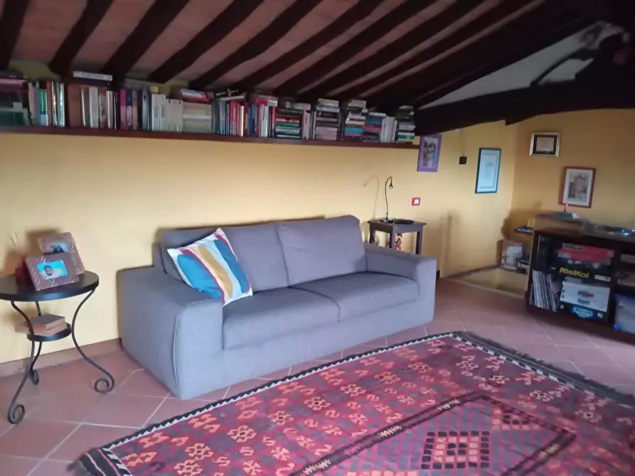 Immagine 46 di Rustico / casale in vendita  a Capannori