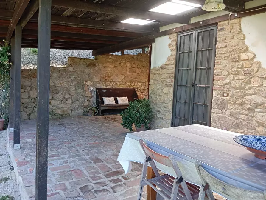 Immagine 17 di Rustico / casale in vendita  a Capannori