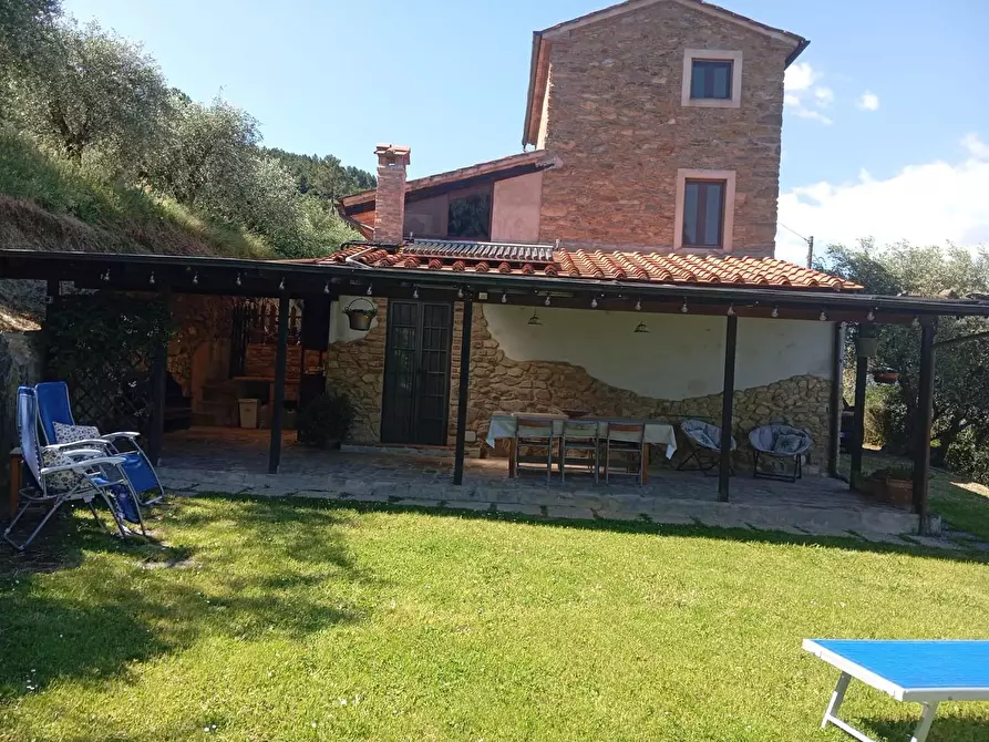 Immagine 5 di Rustico / casale in vendita  a Capannori
