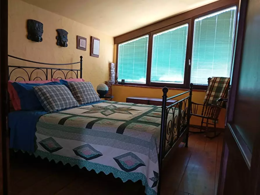 Immagine 37 di Rustico / casale in vendita  a Capannori