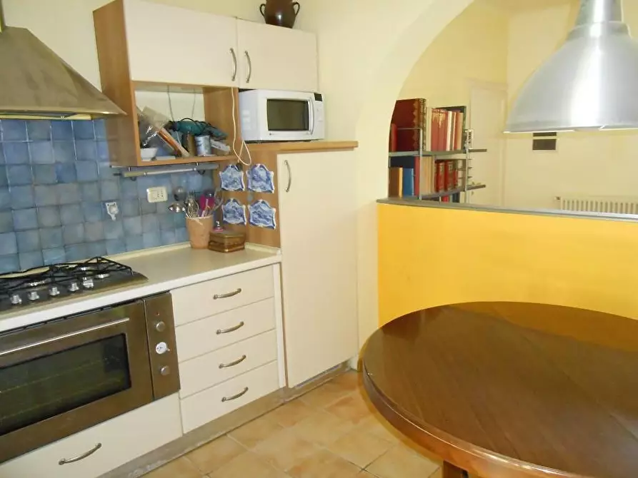 Immagine 9 di Rustico / casale in vendita  a Vecchiano