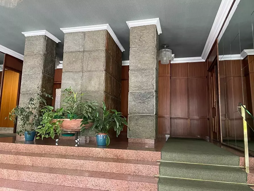 Immagine 4 di Ufficio in vendita  a Torino