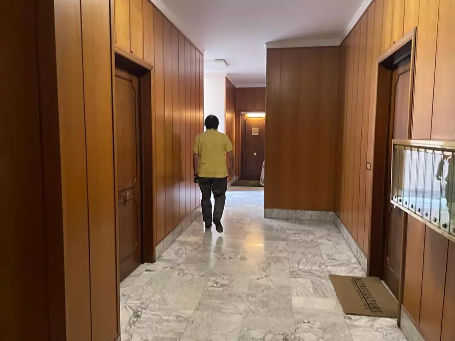 Immagine 7 di Ufficio in vendita  a Torino