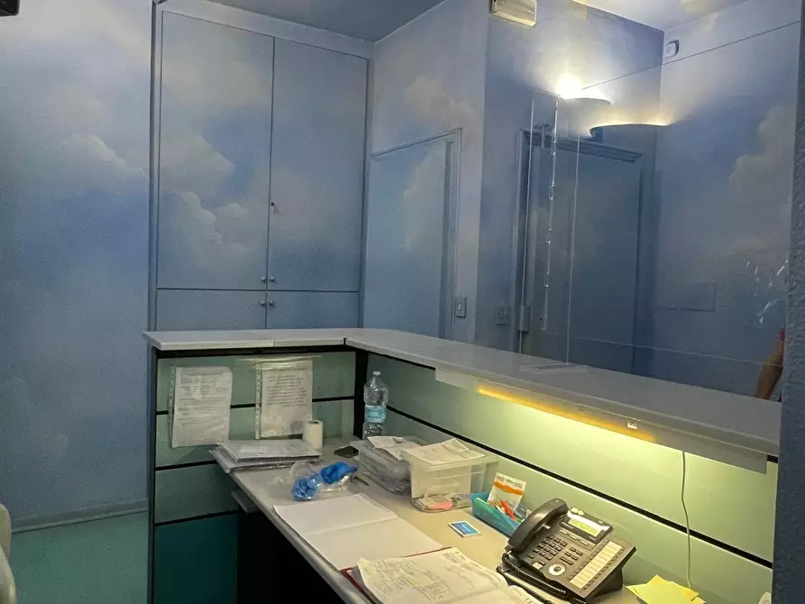 Immagine 22 di Ufficio in vendita  a Torino