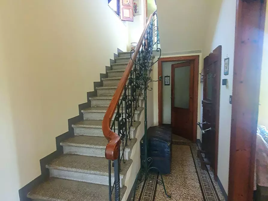 Immagine 20 di Villa in vendita  a Lucca