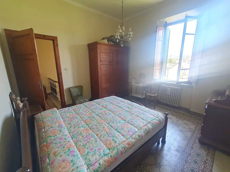 Immagine 28 di Villa in vendita  a Lucca