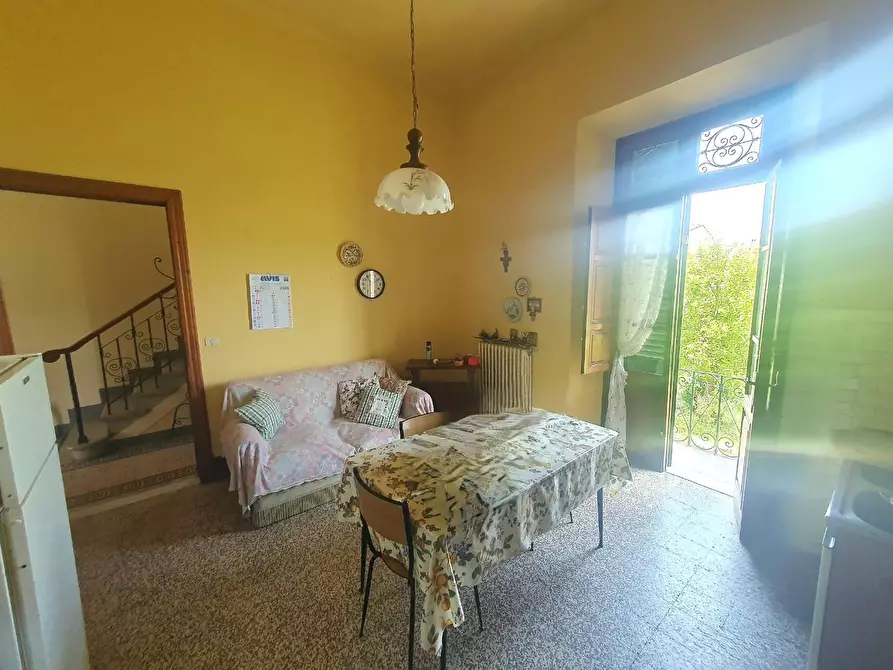 Immagine 8 di Villa in vendita  a Lucca