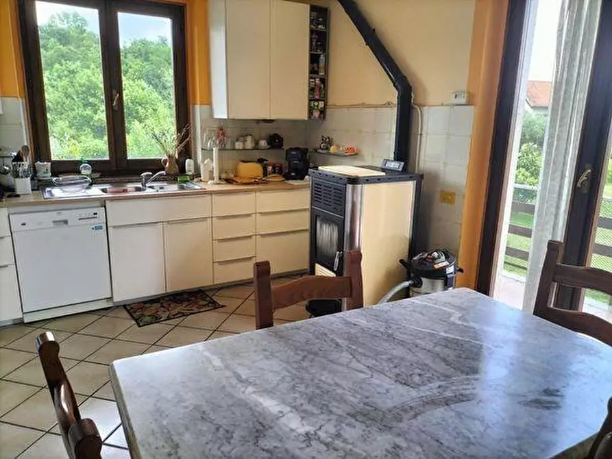 Immagine 32 di Villetta a schiera in vendita  a Licciana Nardi