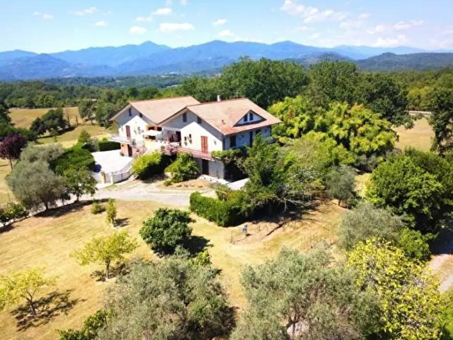 Immagine 36 di Villetta a schiera in vendita  a Licciana Nardi