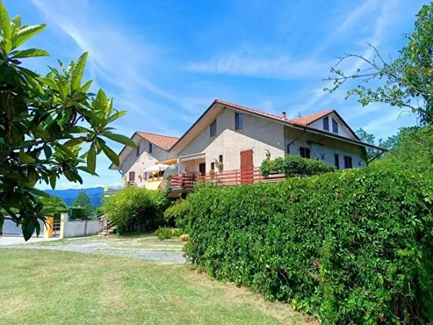 Immagine 37 di Villetta a schiera in vendita  a Licciana Nardi