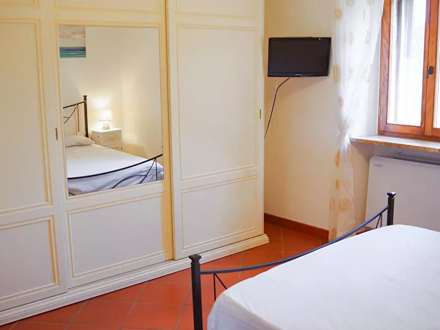 Immagine 33 di Terratetto in vendita  a Monticiano