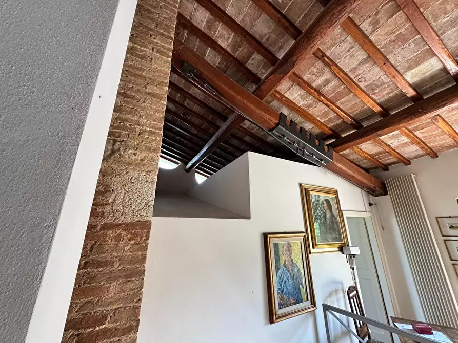 Immagine 43 di Rustico / casale in vendita  a Siena