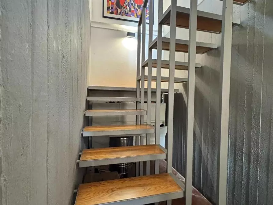 Immagine 35 di Rustico / casale in vendita  a Siena