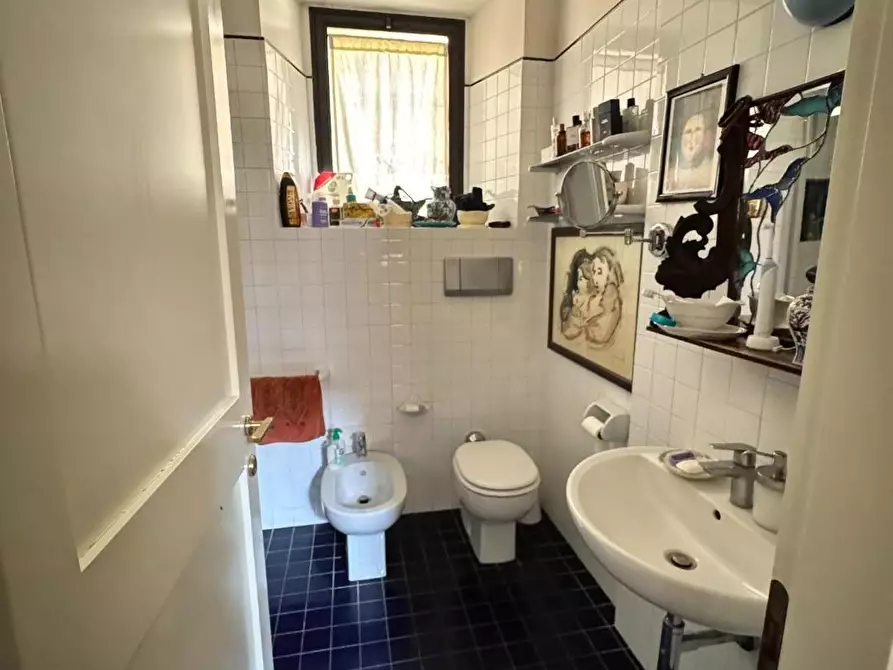 Immagine 37 di Rustico / casale in vendita  a Siena