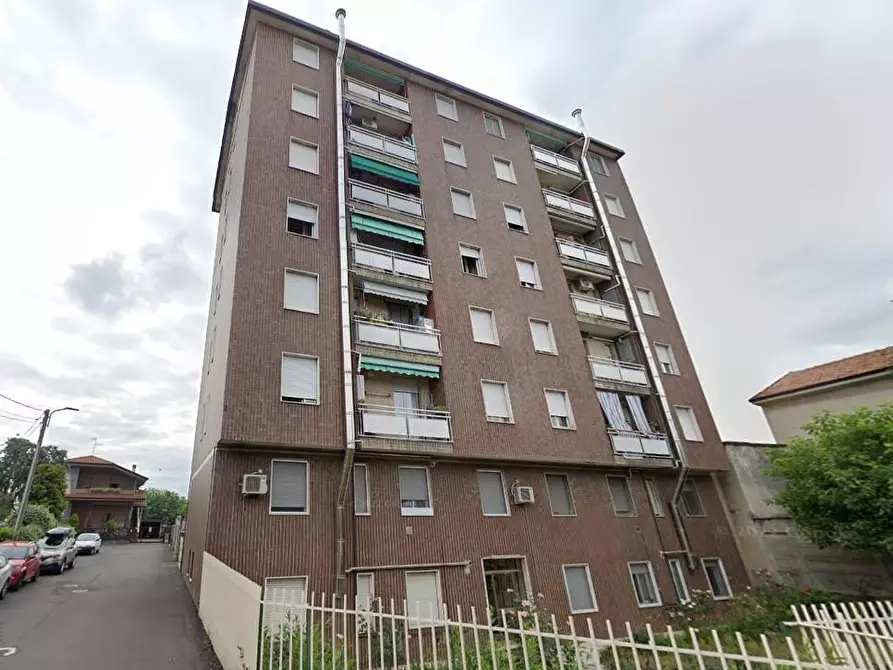 Immagine 2 di Appartamento in vendita  a Limbiate