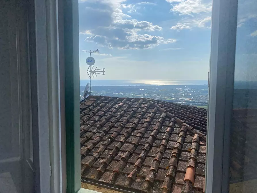 Immagine 15 di Terratetto in vendita  a Massarosa