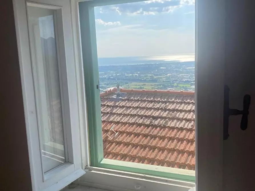 Immagine 17 di Terratetto in vendita  a Massarosa