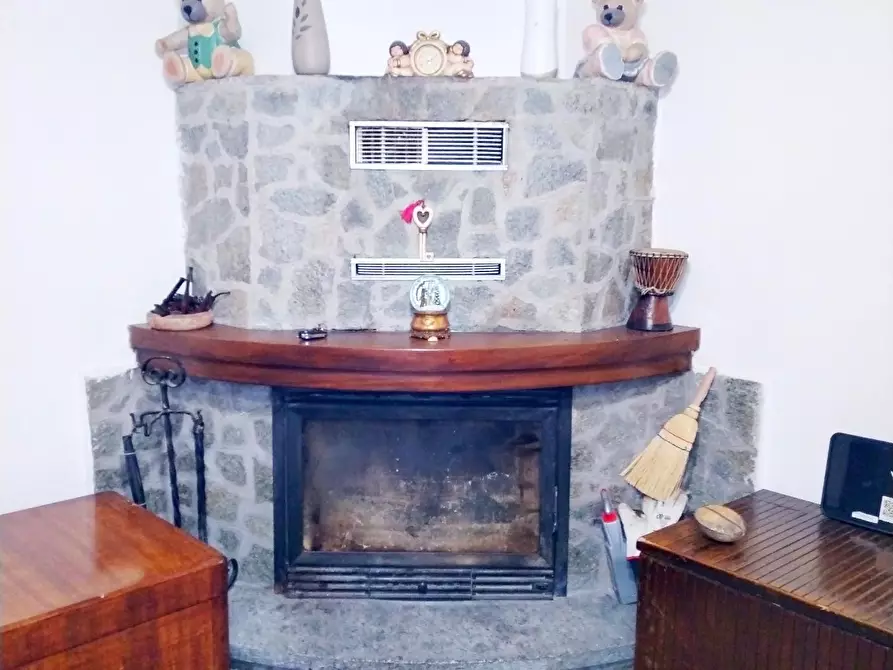 Immagine 16 di Casa indipendente in vendita  a Follo