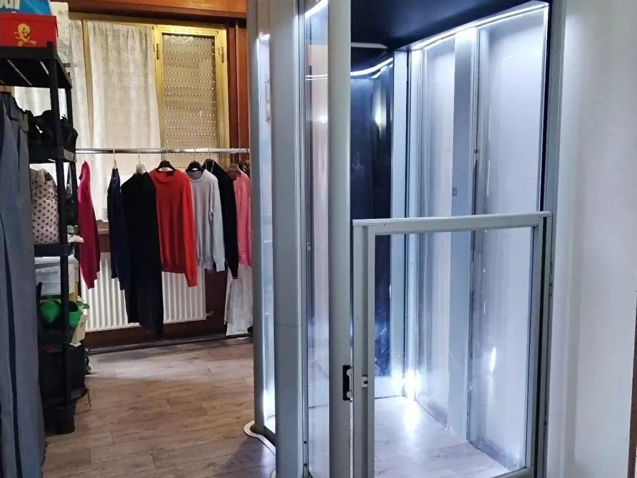 Immagine 10 di Casa indipendente in vendita  a Follo