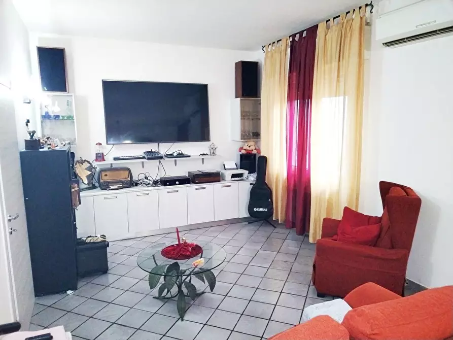 Immagine 11 di Casa indipendente in vendita  a Follo