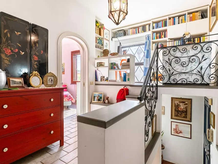 Immagine 27 di Casa bifamiliare in vendita  a Pontedera