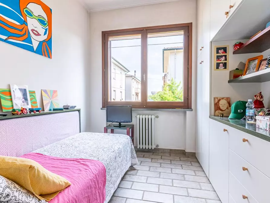 Immagine 33 di Casa bifamiliare in vendita  a Pontedera