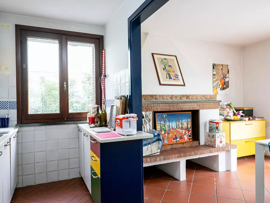 Immagine 18 di Casa bifamiliare in vendita  a Pontedera