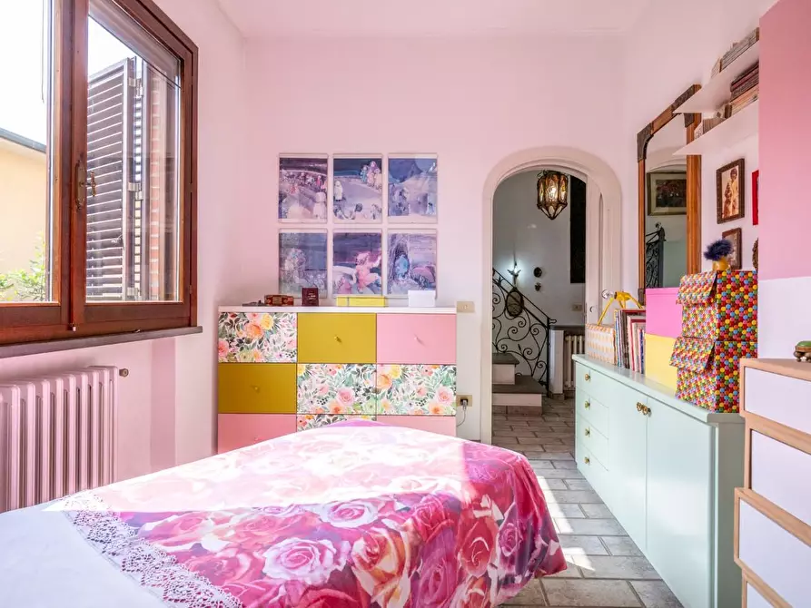 Immagine 30 di Casa bifamiliare in vendita  a Pontedera