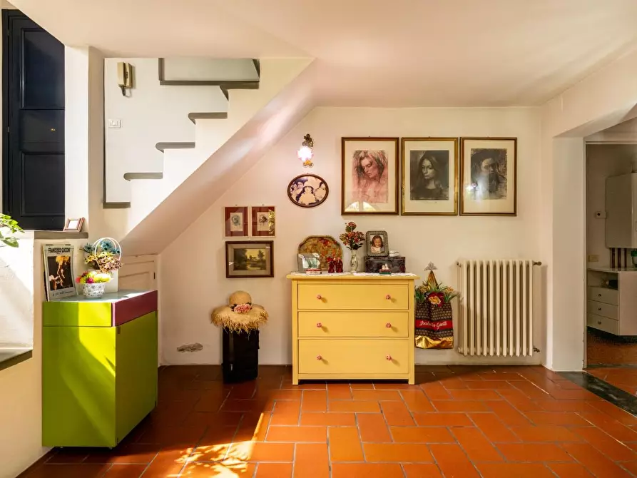 Immagine 4 di Casa bifamiliare in vendita  a Pontedera