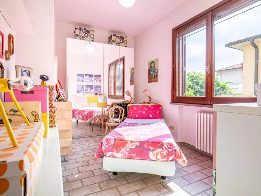 Immagine 29 di Casa bifamiliare in vendita  a Pontedera