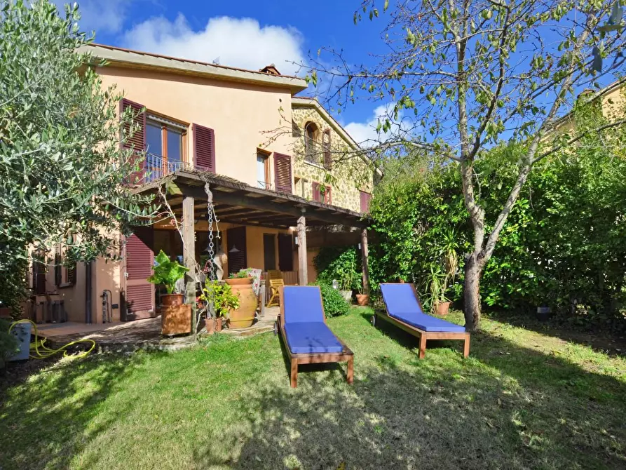 Immagine 2 di Villetta a schiera in vendita  a Monteriggioni