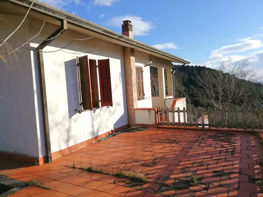 Immagine 41 di Casa indipendente in vendita  a Sarzana