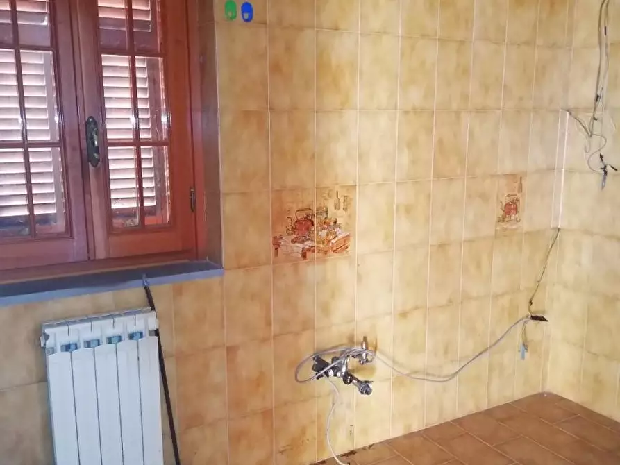 Immagine 50 di Casa indipendente in vendita  a Sarzana