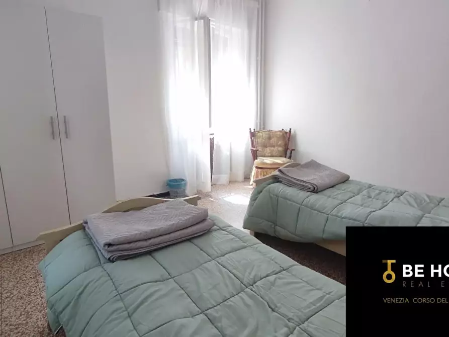 Immagine 10 di Appartamento in vendita  a Venezia