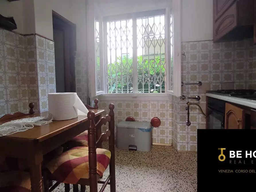 Immagine 16 di Appartamento in vendita  a Venezia