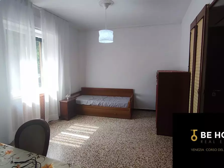 Immagine 21 di Appartamento in vendita  a Venezia